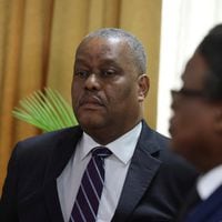 Primer ministro interino de Haití es hospitalizado de urgencia por problemas respiratorios