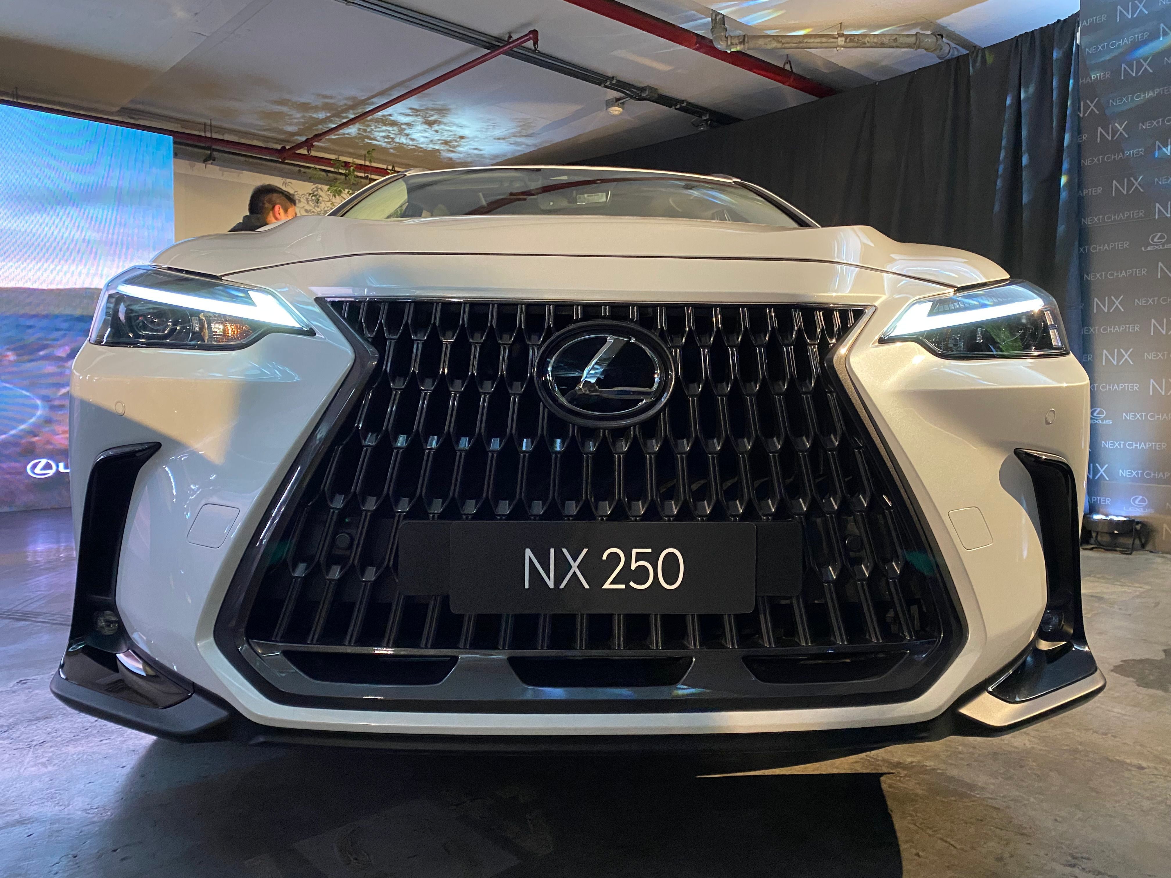 Lexus NX 2022