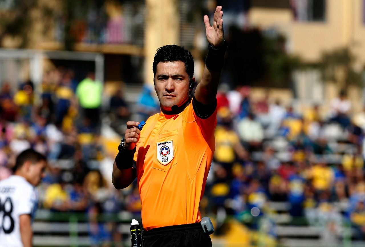 Patricio Blanca, el juez del choque entre Cobreloa y Wanderers.