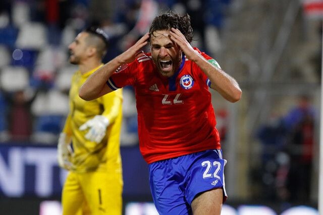 Brereton celebra su gol a Paraguay