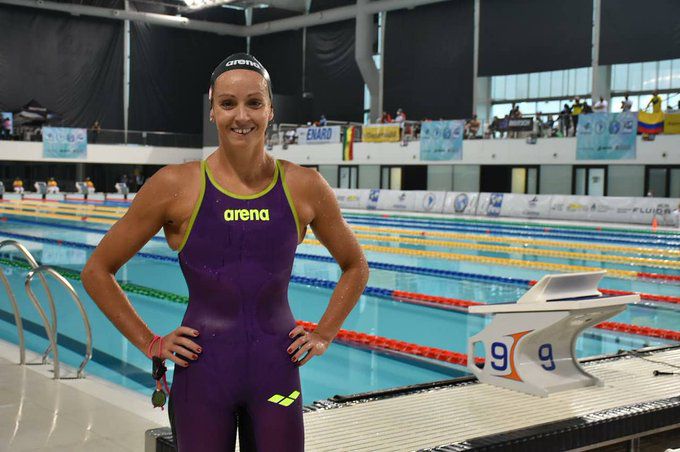 La nadadora chilena Kristel Kobrich se queda con el oro en los 1.500 metros libres del Sudamericano de Buenos Aires.