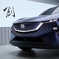 Mazda se suma a la tendencia y patenta un nuevo logo