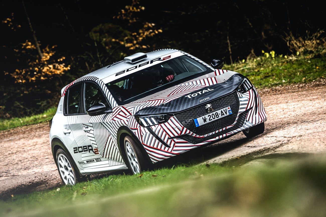 PEUGEOT-SPORT_NEW-PEUGEOT-208R2_3.jpg