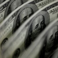 Dólar anota fuerte baja tras dato inflacionario en EEUU