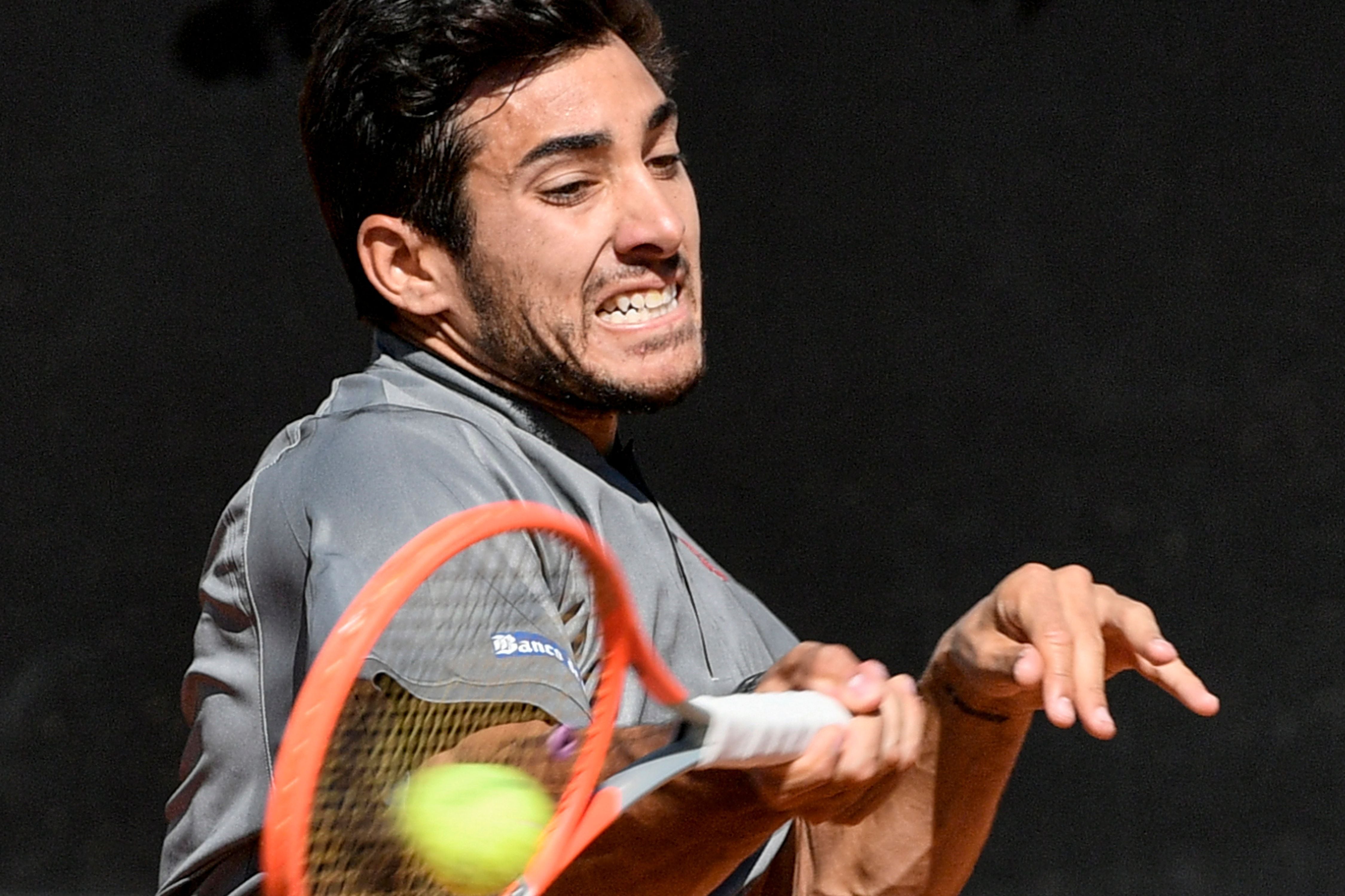 Christian Garin se impuso a Lloyd Harris en la primera ronda del Masters 1000 de Roma.