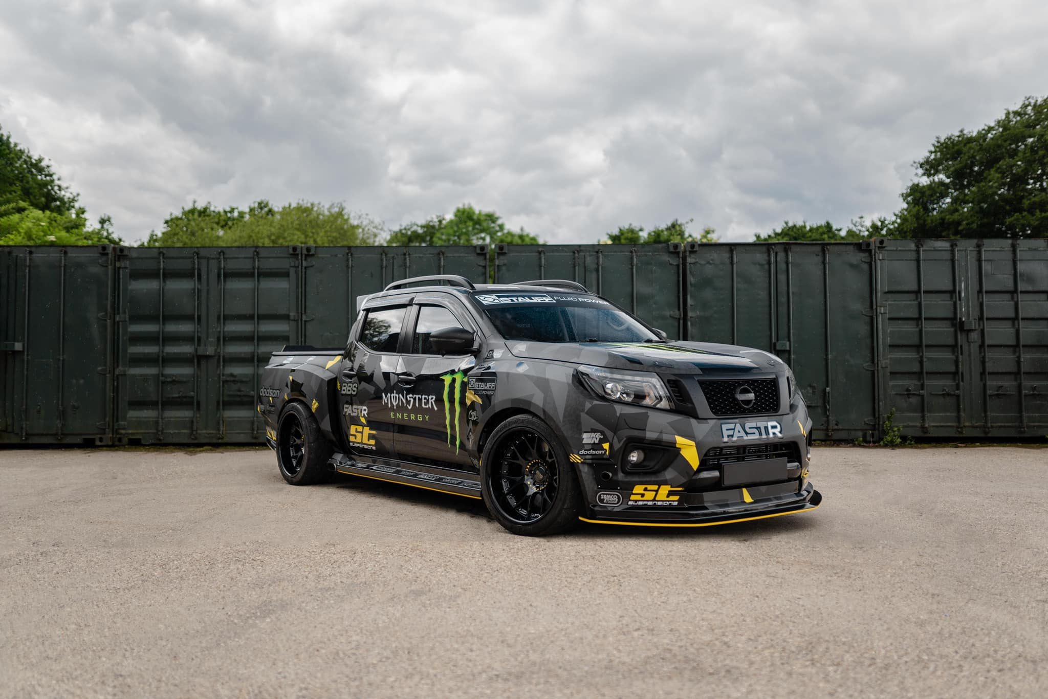 Nissan Navara GTR