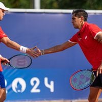 Alejandro Tabilo y Nicolás Jarry caen en un dramático partido y el tenis chileno cierra una amarga participación en París