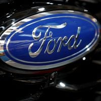 Las ganancias de Ford decepcionan y las acciones caen