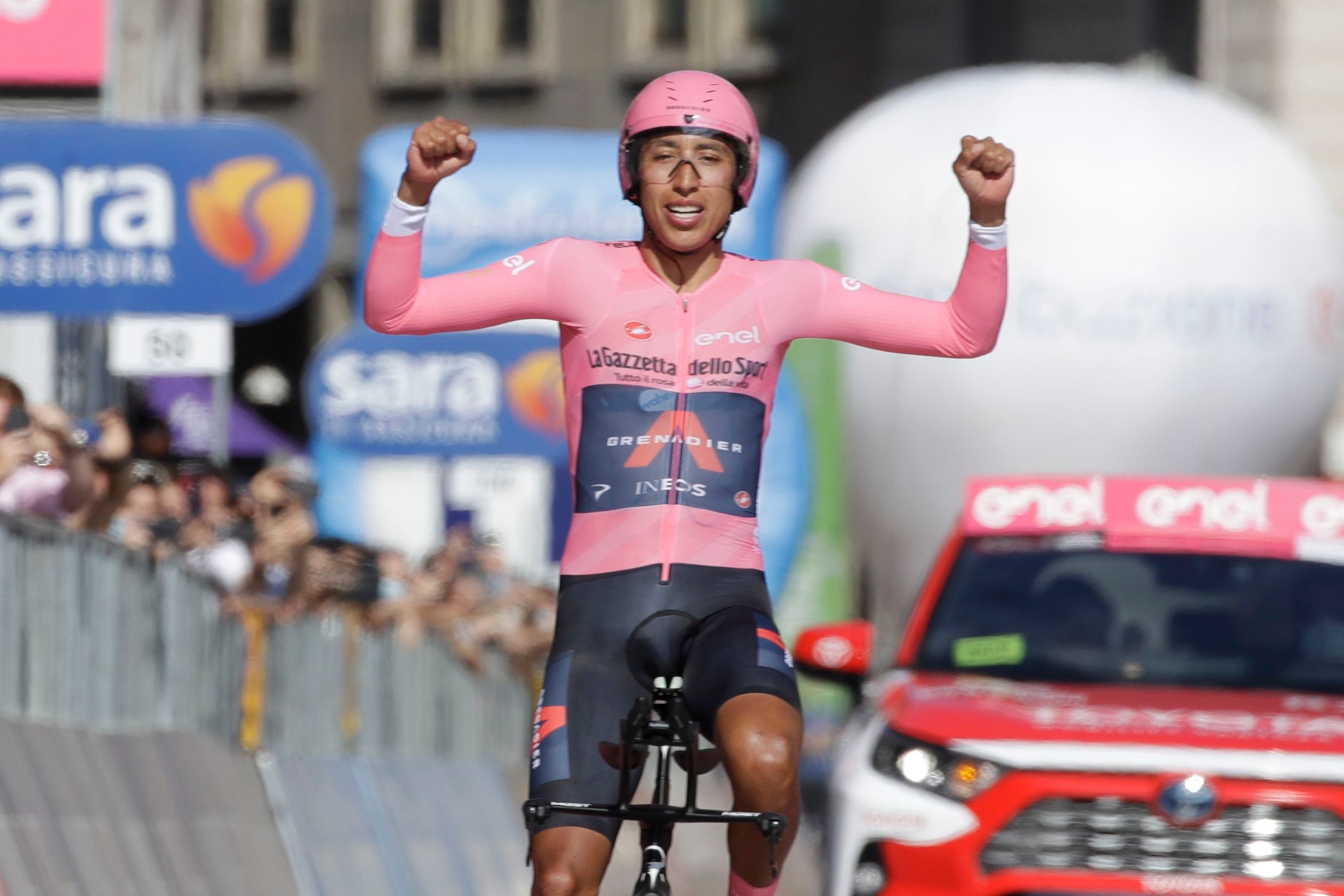 Egan Bernal se quedó con el título del Giro de Italia 2021.