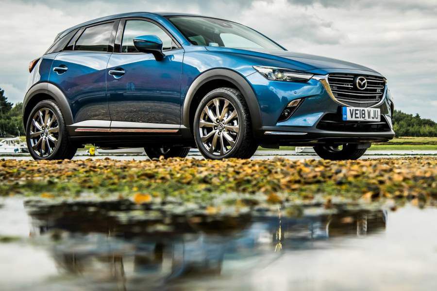 Mazda-CX-3-2019-1280-01-900x600.jpg