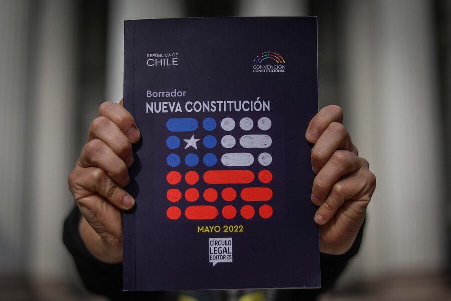 Nueva constituciomn