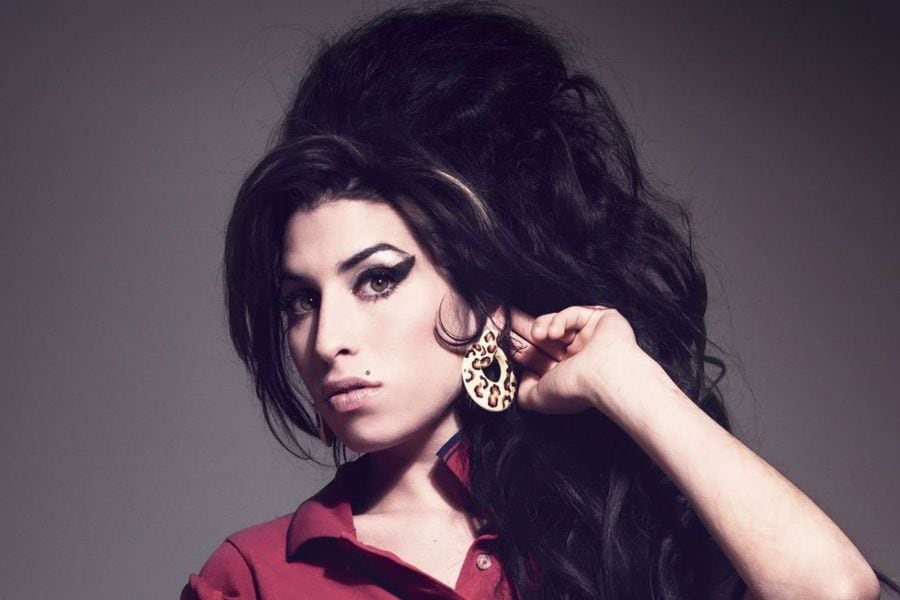 Back to Black: película biográfica sobre Amy Winehouse encuentra directora  - La Tercera