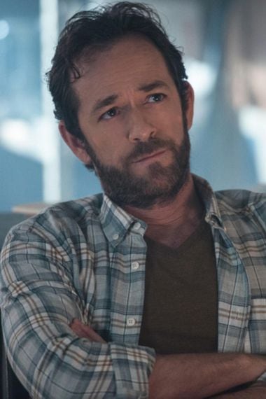 A los 52 años murió Luke Perry, actor de Riverdale y Beverly Hills 90210 -  La Tercera