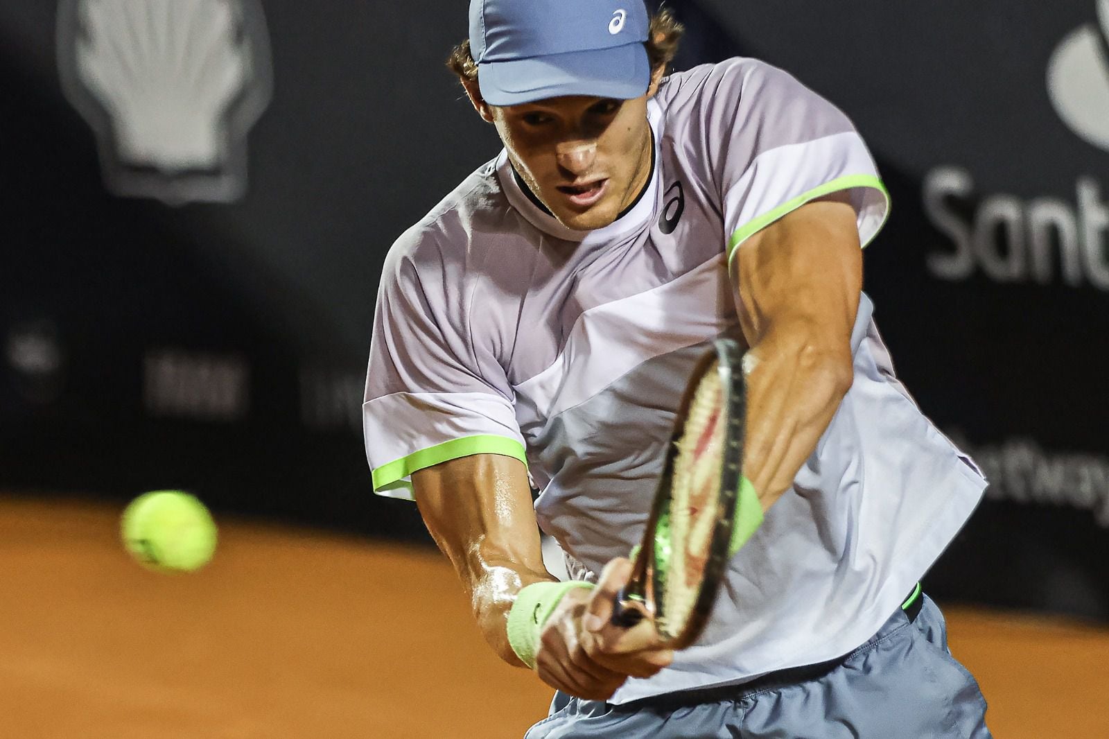 Nicolás Jarry busca el paso a la final del Chile Open ante el español Munar.