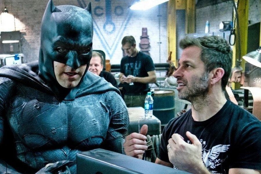 El tweet de Zack Snyder sobre Batman y Catwoman recibió un reclamo de  derechos de autor - La Tercera