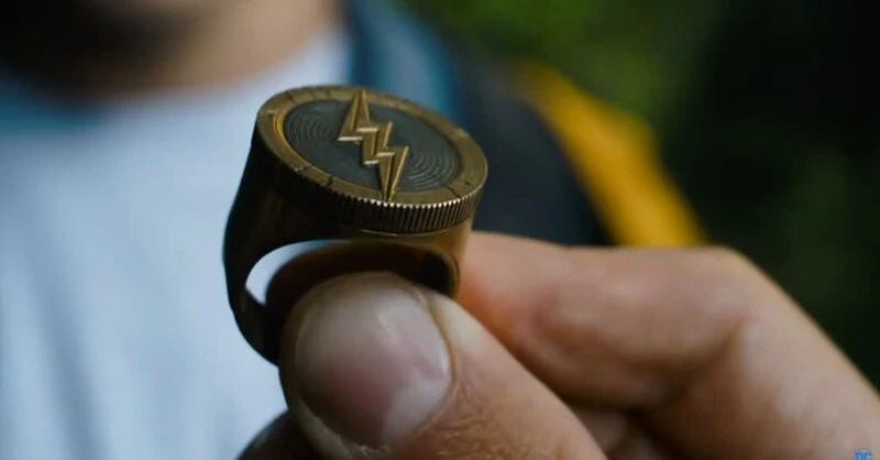 Un Cómic Precuela Reveló El Origen Del Anillo De Barry Allen En La Película De The Flash La 8708