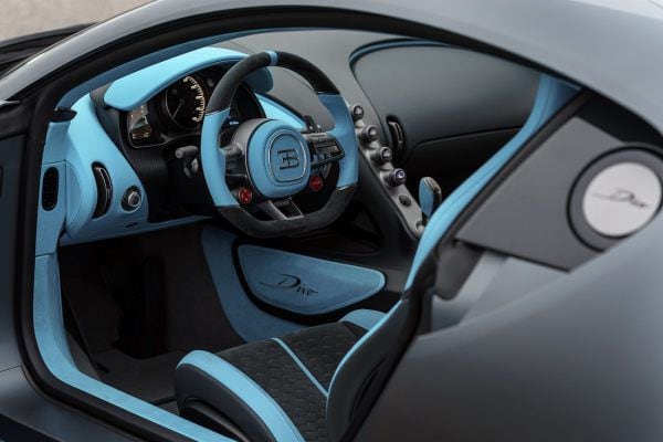 BugattiDivo_Interior-600x400.jpg