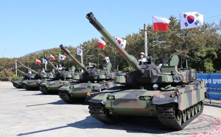 Tanques Black Panther fabricados en Corea del Sur llegan a Polonia. Foto: Mezha Media.