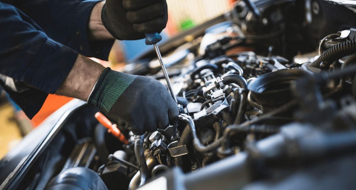 Car-Engine-Maintenance-cropped_iStock.jpg