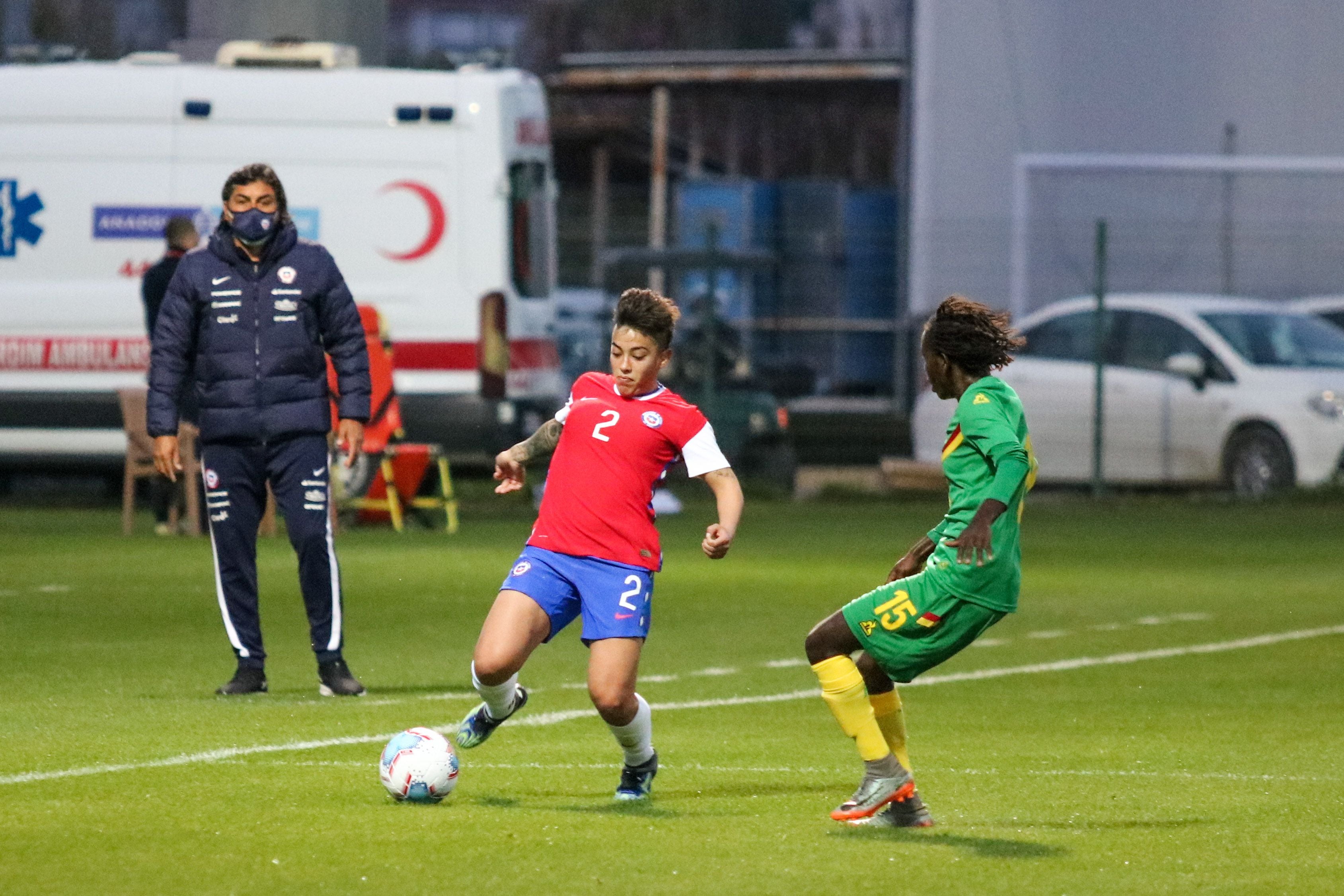 chile femenino