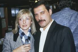 Así está hoy Mary Austin, la mujer que conquistó a Freddie Mercury y controla su legado