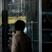 Ganancias de Morgan Stanley cayeron menos de lo esperado durante el tercer trimestre