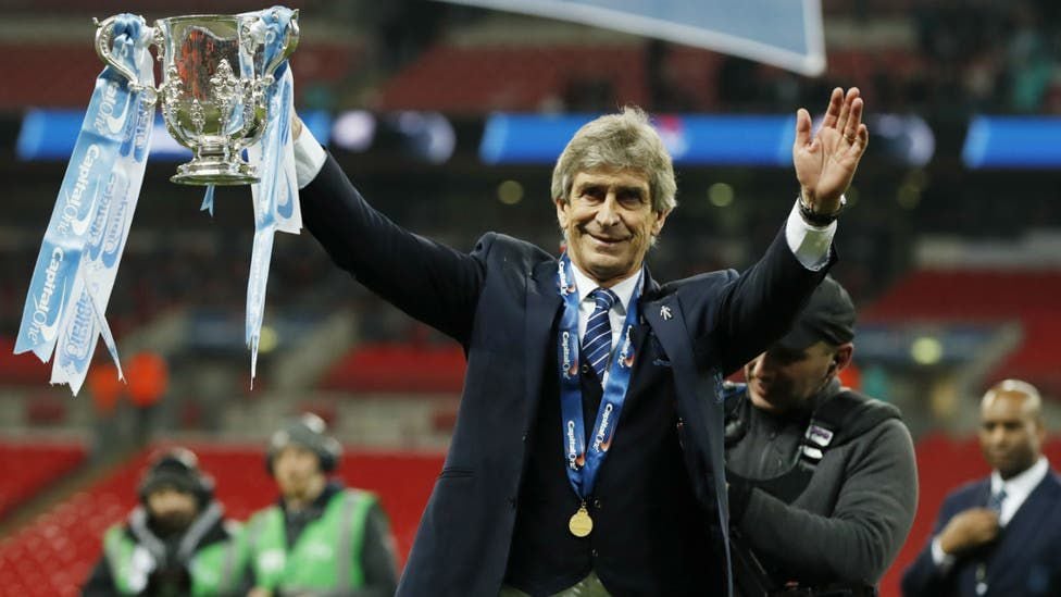 Pellegrini celebra uno de los títulos que obtuvo con el Manchester City.