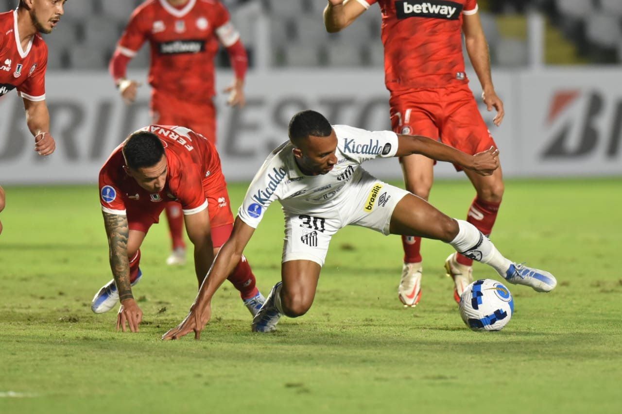 Santos terminó venciendo por 1-0 a U. La Calera por la Copa Sudamericana.