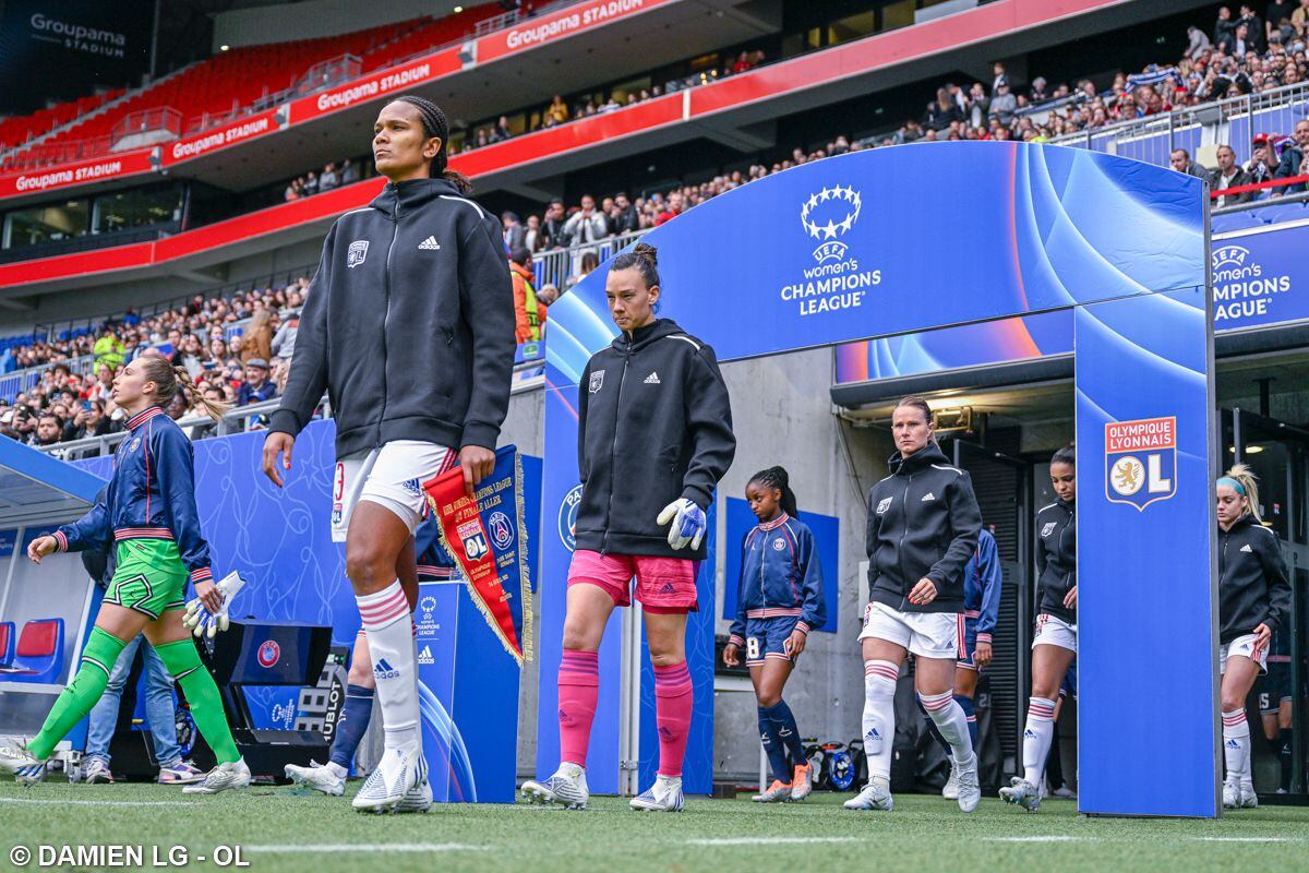 Tiane Endler fue titular en la semifinal de ida ante el PSG. FOTO: OL