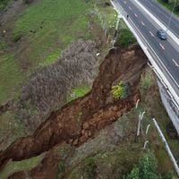 Ministra Tohá confirma cierre preventivo de Camino Internacional por socavón de 20 metros en Concón