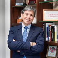 La alianza chilena que une a Factotal y Laurence Golborne en el factoring en Paraguay