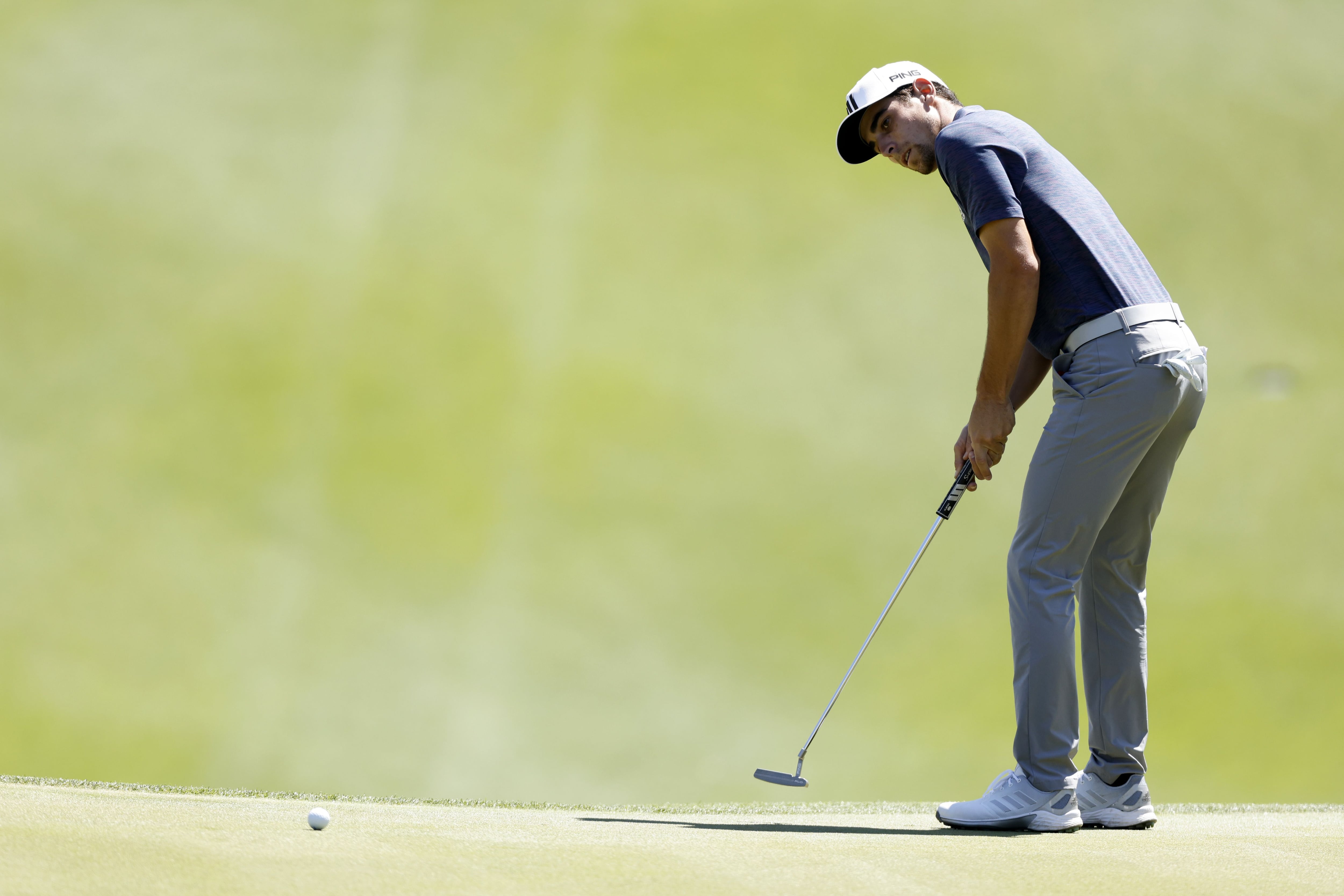 Joaquín Niemann durante la definición ante Bubba Watson, en el Mundial de Match Play. FOTO: AFP.