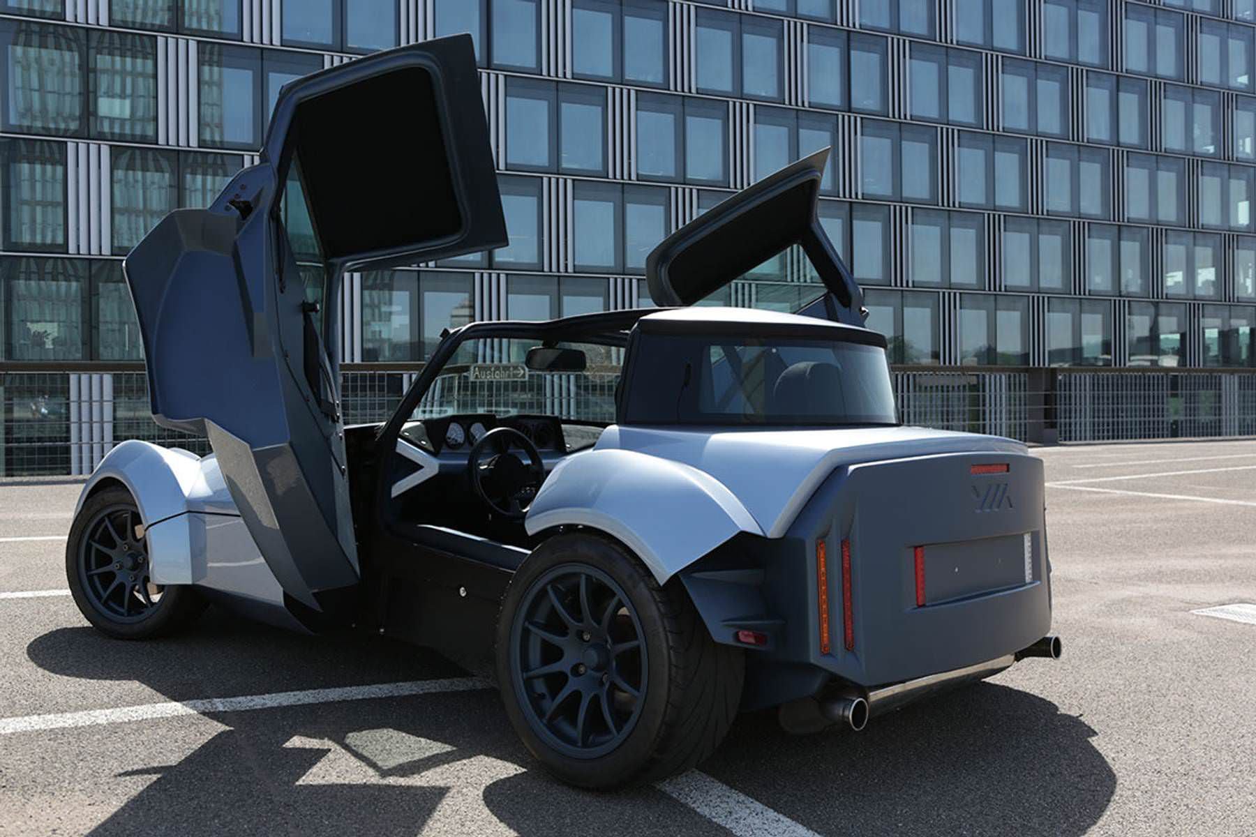 Caterham CSR GT Coupé