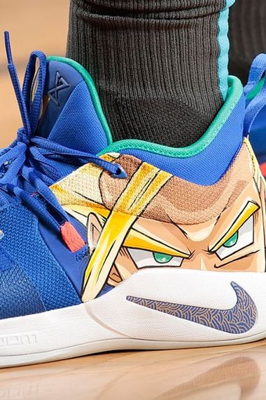 Oso caligrafía Cornualles Un jugador de la NBA salió a la cancha con zapatillas de Gohan - La Tercera
