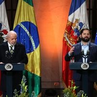Boric evita abordar situación de Venezuela en declaración conjunta con Lula da Silva 