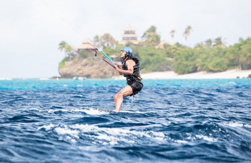 Obama disfruta sus vacaciones junto a multimillonario ...