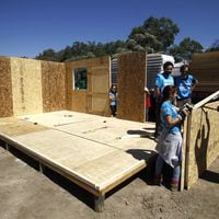 TECHO-Chile responde a alcalde Cuadrado y dice que estándar de las casas “ha mejorado”