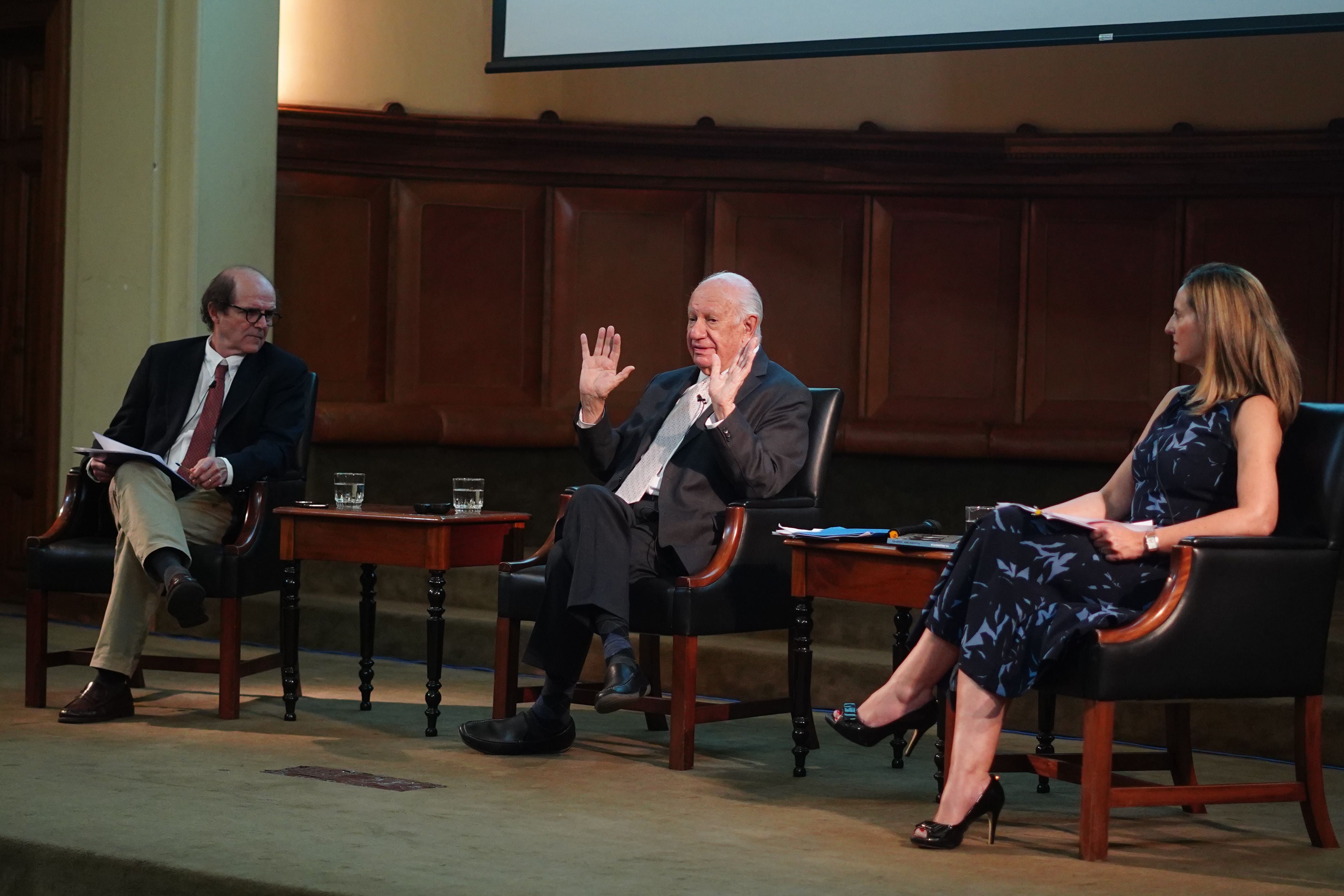 EX PRESIDENTE RICARDO LAGOS, PARTICIPA EN CICLO DE CONVERSACIONES DE FUTURO A LA LUZ DE LA EXPERIENCIA