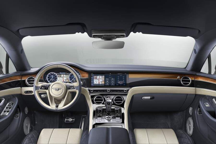 New-Continental-GT-23-900x600.jpg