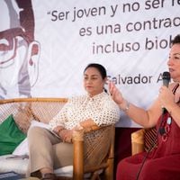 “Fue un dolor enorme, un fracaso para mí”: Beatriz Sánchez aborda en México el triunfo del Rechazo