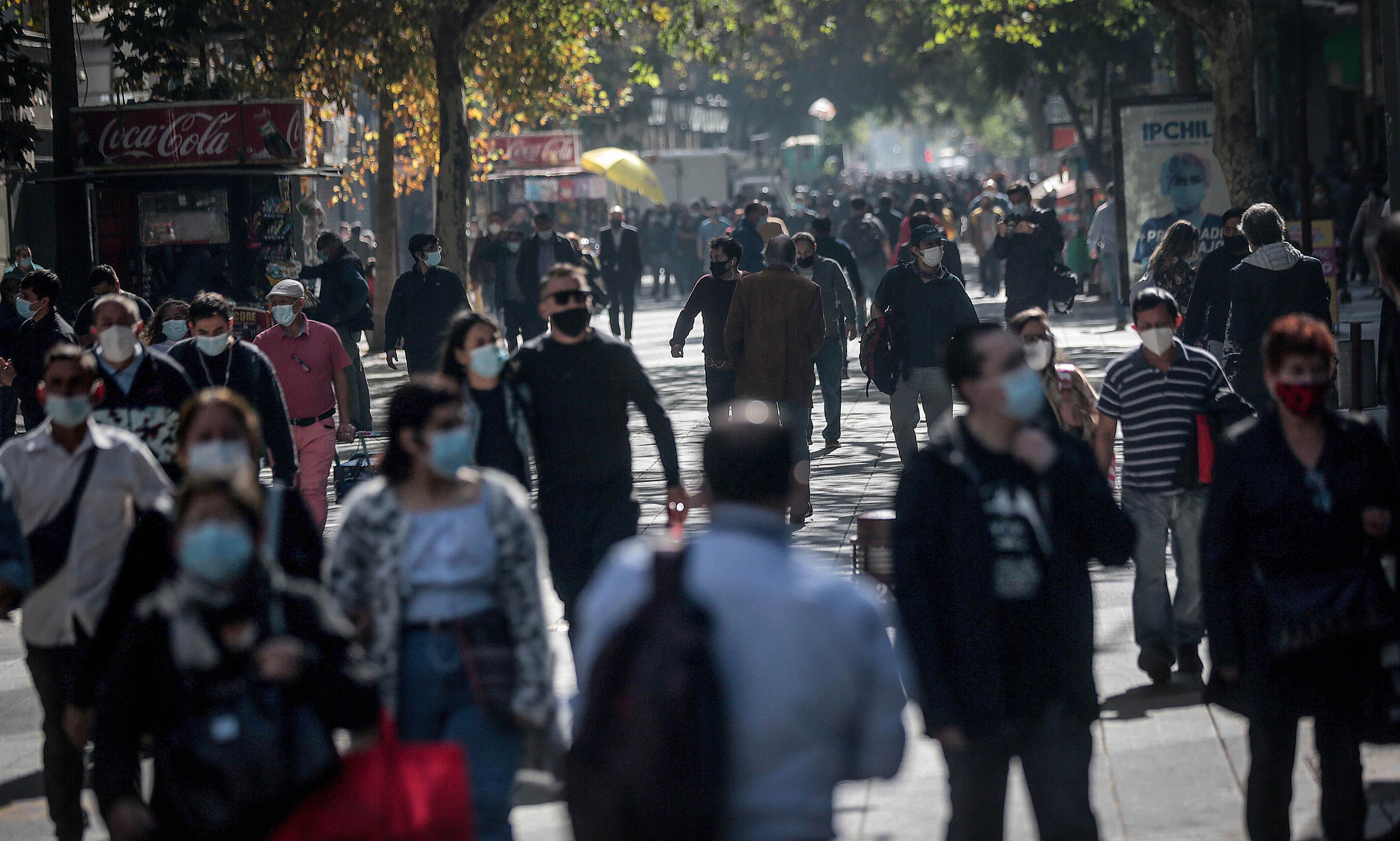 Alzas en las tasas de interés golpean a los fondos de pensiones más conservadores