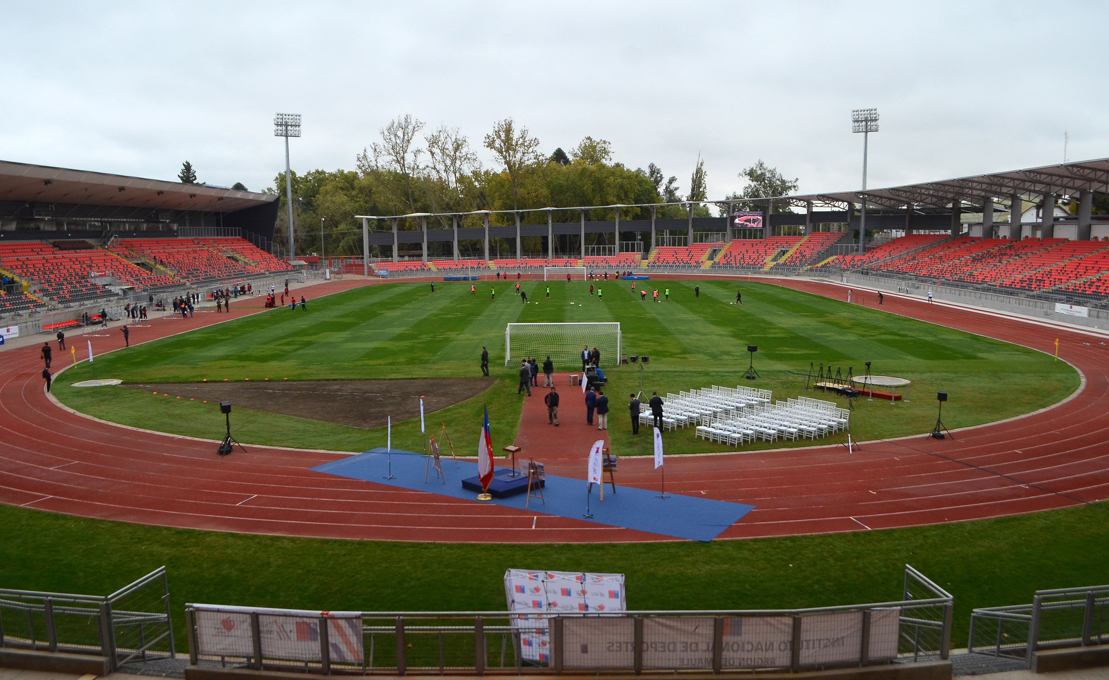 Vista desde la galería sur del Estadio Fiscal de Talca.