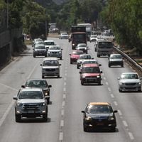 Más de 400 mil vehículos saldrán de la Región Metropolitana por el fin de semana con interferiado de 21 de mayo