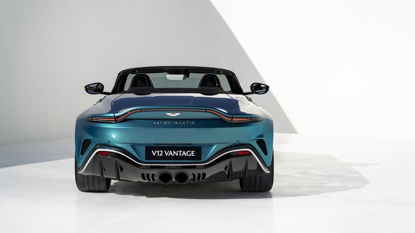 Aston Martin Vantage V12 Roadster