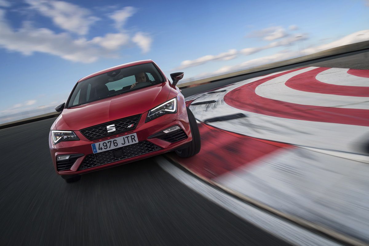 New-SEAT-Leon-Cupra-300-015H_O_HD.jpg