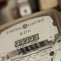 Estabilización de tarifas eléctricas: irresponsable señal de la política