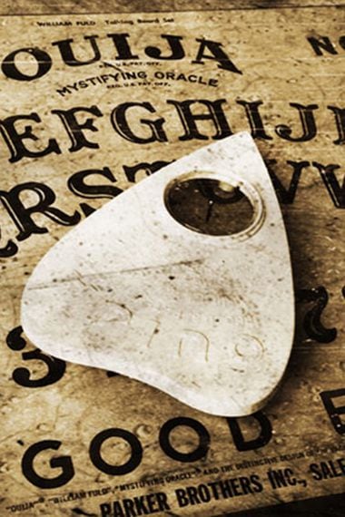 El misterioso atractivo del tablero de la Ouija
