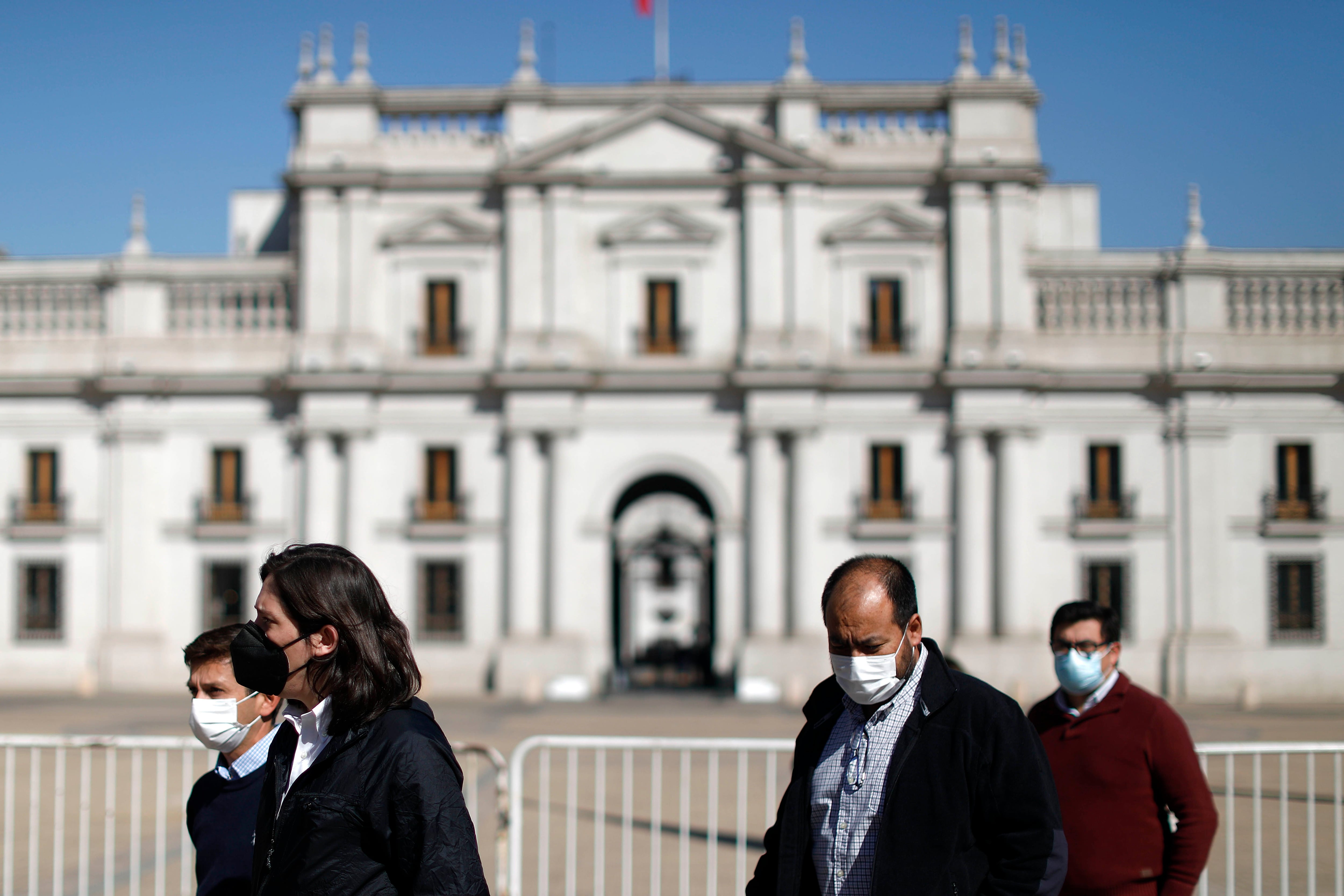 Ultimó día del uso de mascarillas en Espacios Públicos