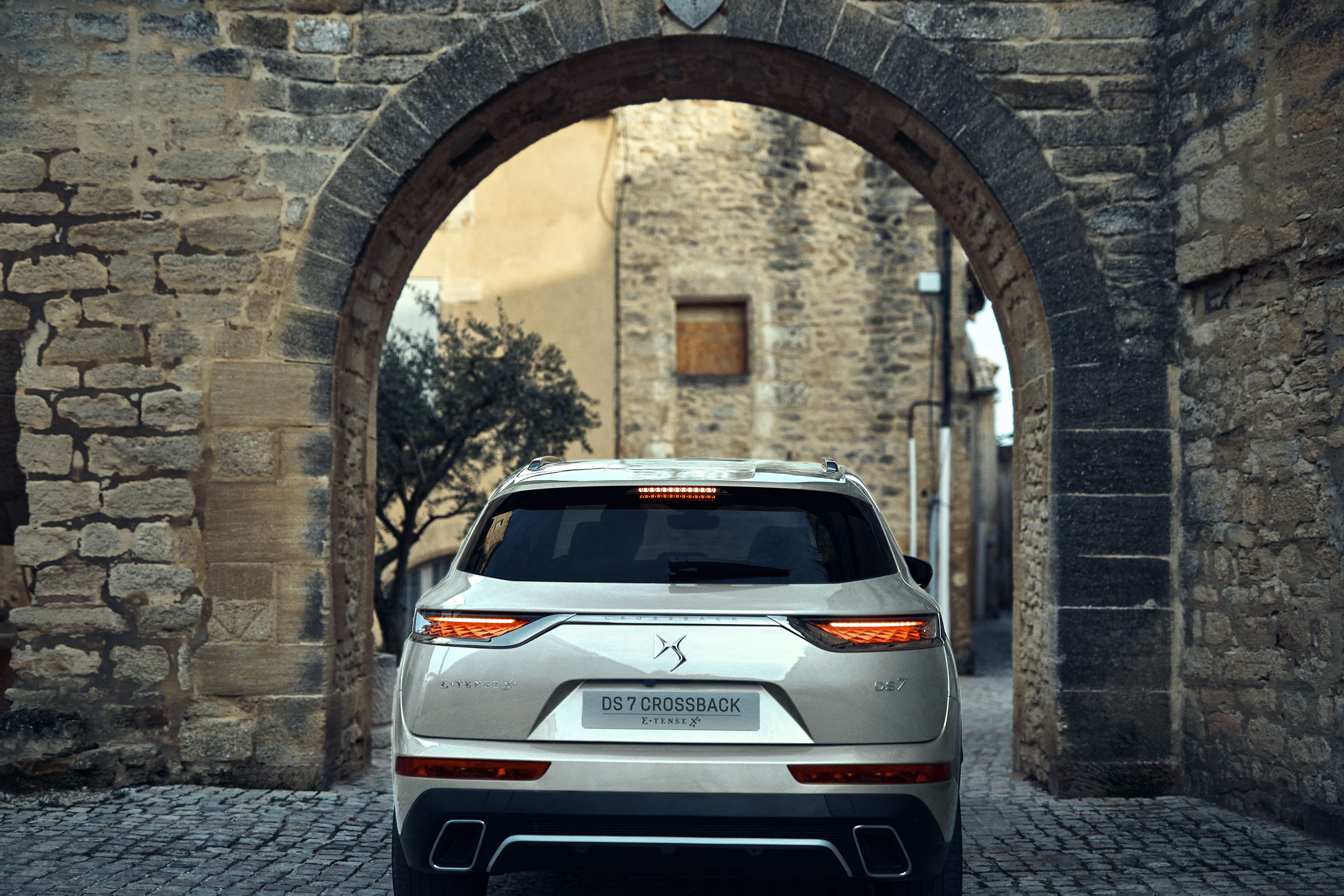 DS 7 Crossback E-Tense