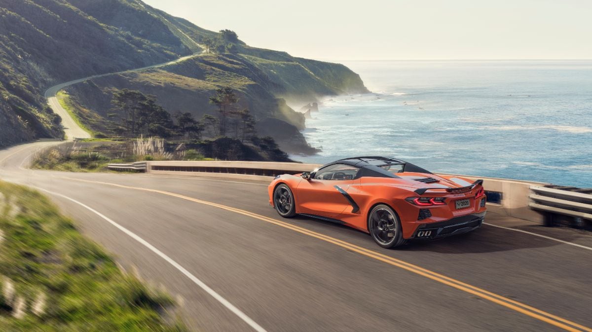 2020-Chevrolet-Corvette-Stingray-Convertible-010